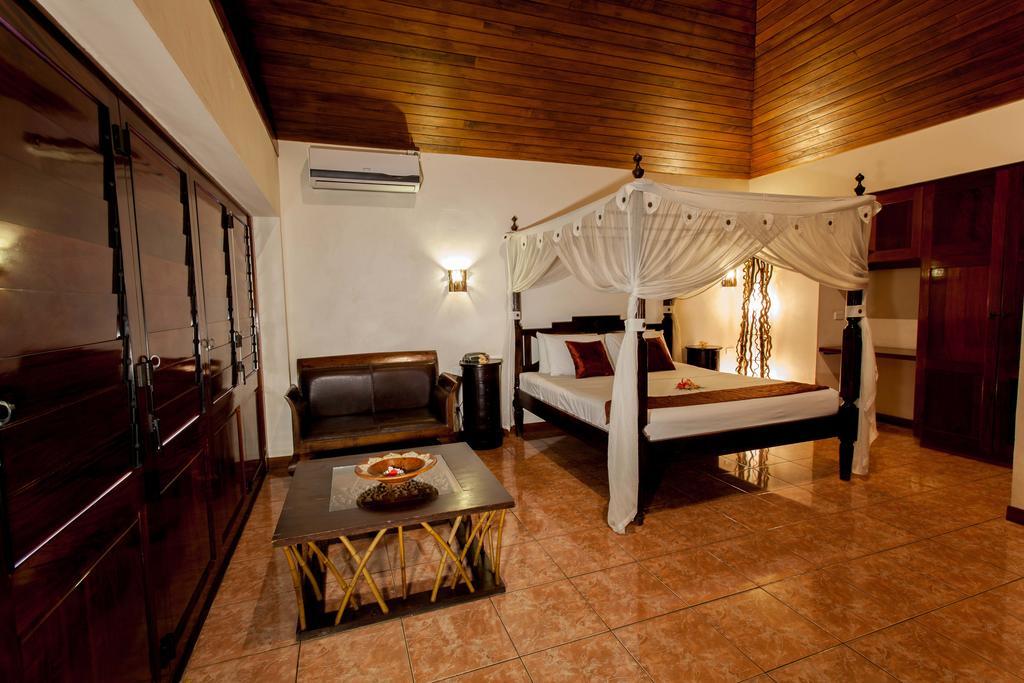 Sunset Bungalows Resort, Vanuatu Port Vila Exterior foto